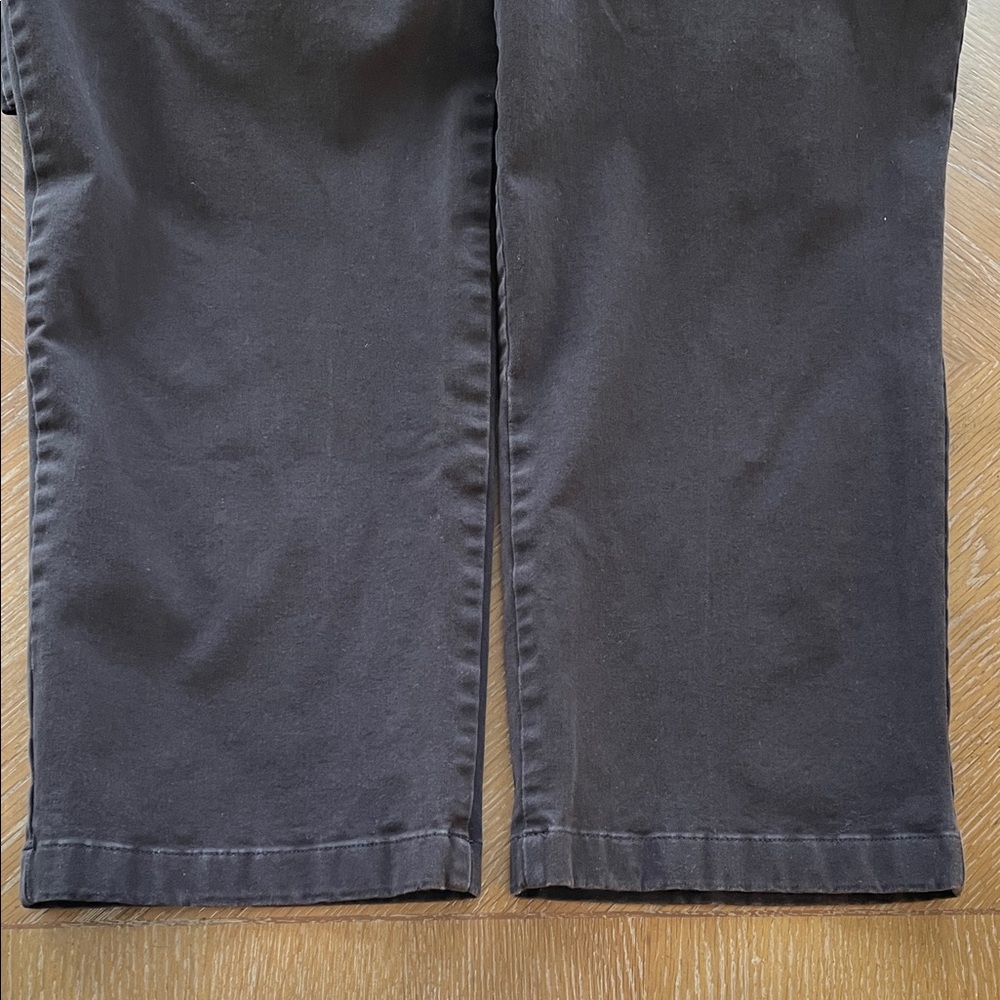 Dockers Men's Black Classic Fit Pants - Picture 9 of 11
